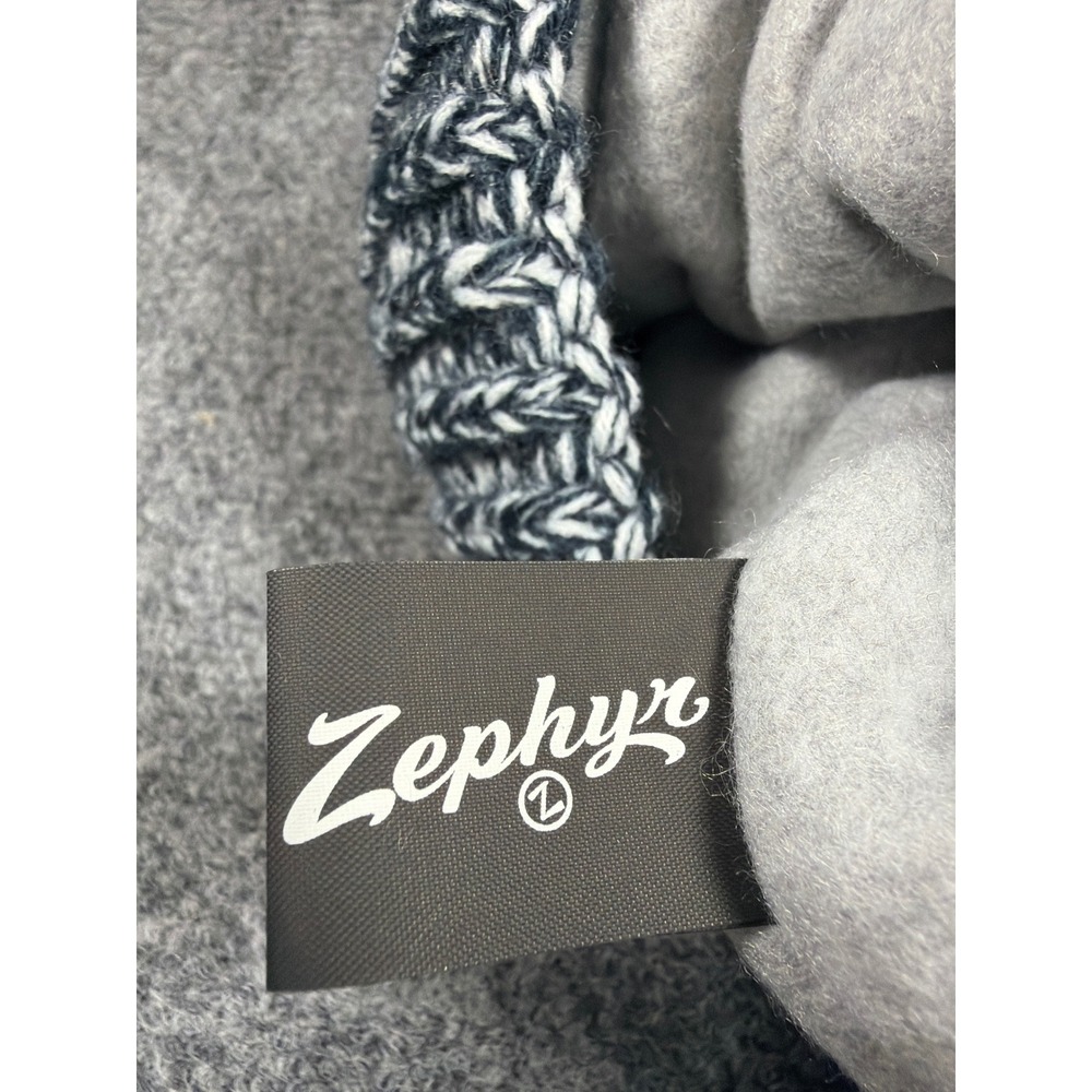Zephyr Nashville Predators NHL Knit Beanie Pom-Pom Fleece Lined - Picture 4 of 7